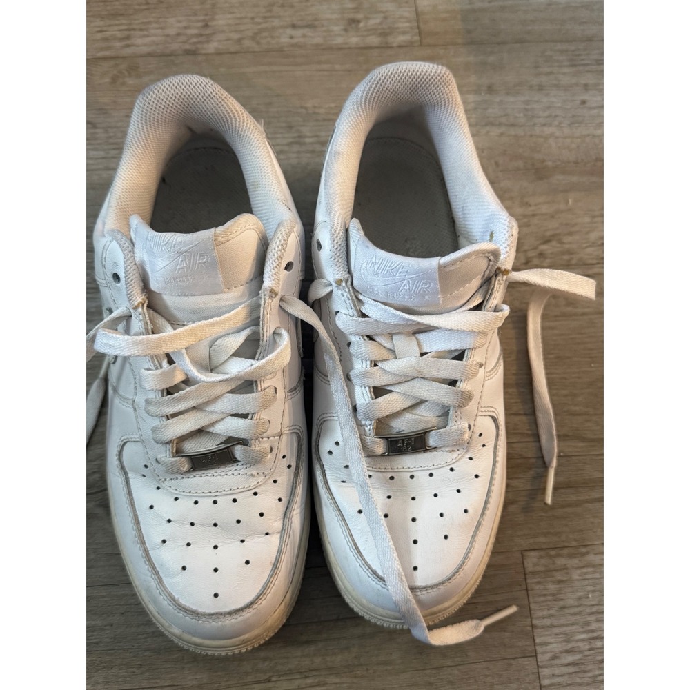 Nike Air Force 1 Low White Womens Size 6 Sneakers 315115-112 2009 AF1